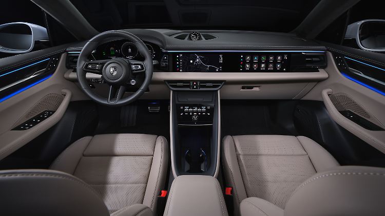 In the new Porsche Macan you can hardly escape the display.  Of course, the front passenger also gets one as an option.  Streaming offers are intended to shorten the loading time.  However, the Stromer shouldn't use much of it.