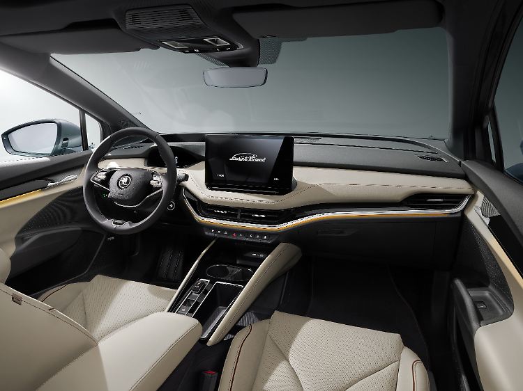 The operating system and the button arrangement of the Skoda Enyaq have been revised.