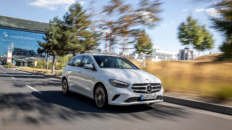 Without a successor, Mercedes is also phasing out the A-Class as a hatchback and sedan and the B-Class.