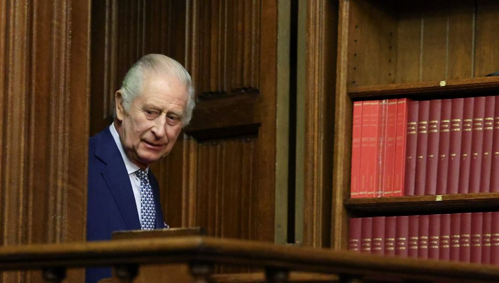 Charles and Kate receive surprising get-well wishes
