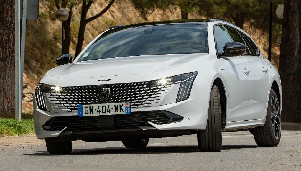 Peugeot 508 SW - the slightly different company car
