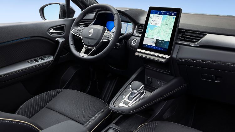 The 10.4-inch touchscreen is complemented by a 10.3-inch central display behind the steering wheel.