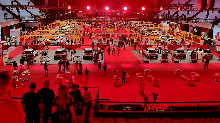 Belron, better known in Germany as Carglass, is launching the competition among tens of thousands of its fitters.