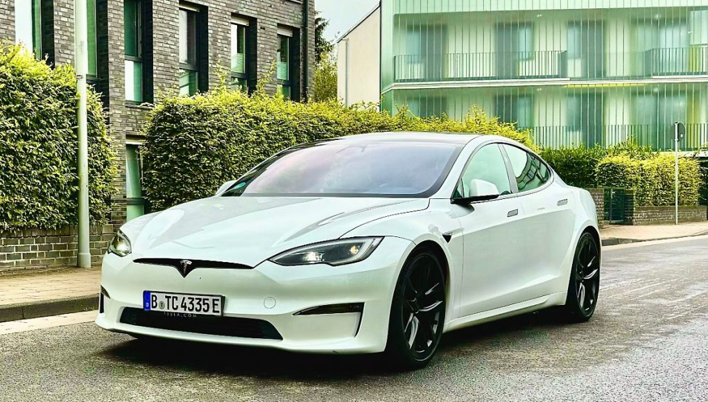 Tesla Model S Long Range - it works better
