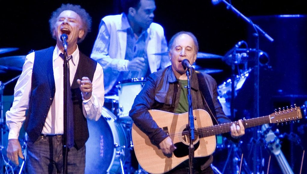 Paul Simon and Art Garfunkel reconcile after a long argument
